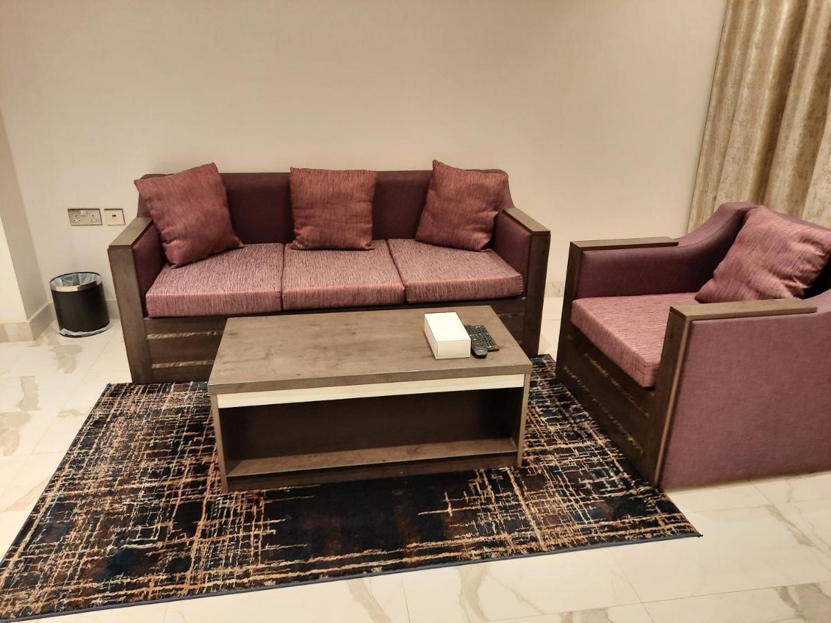 Hala Suites Appart hôtel *